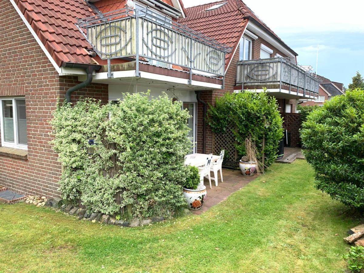 Luettje Huus Frieda Mit Strandkorb Am Strand Von Mai Bis September Apartment Куксхавен Екстериор снимка